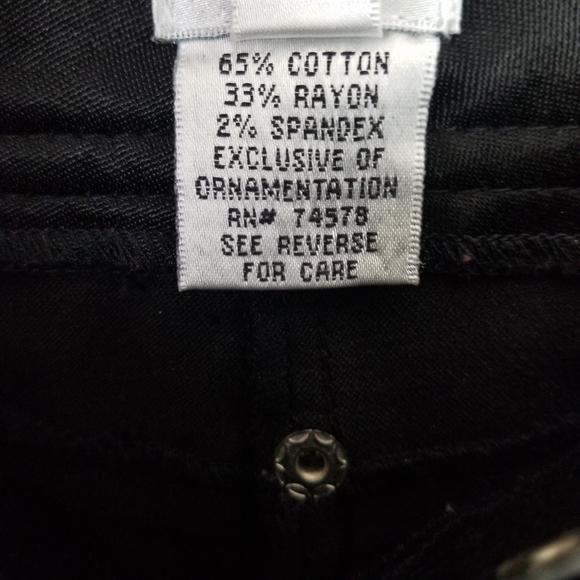 Y2K Black Cache Cargo Pants - Picture 5 of 7